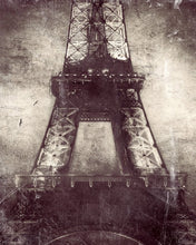 Load image into Gallery viewer, Eiffel lights -  Limited Edition Fine Art
